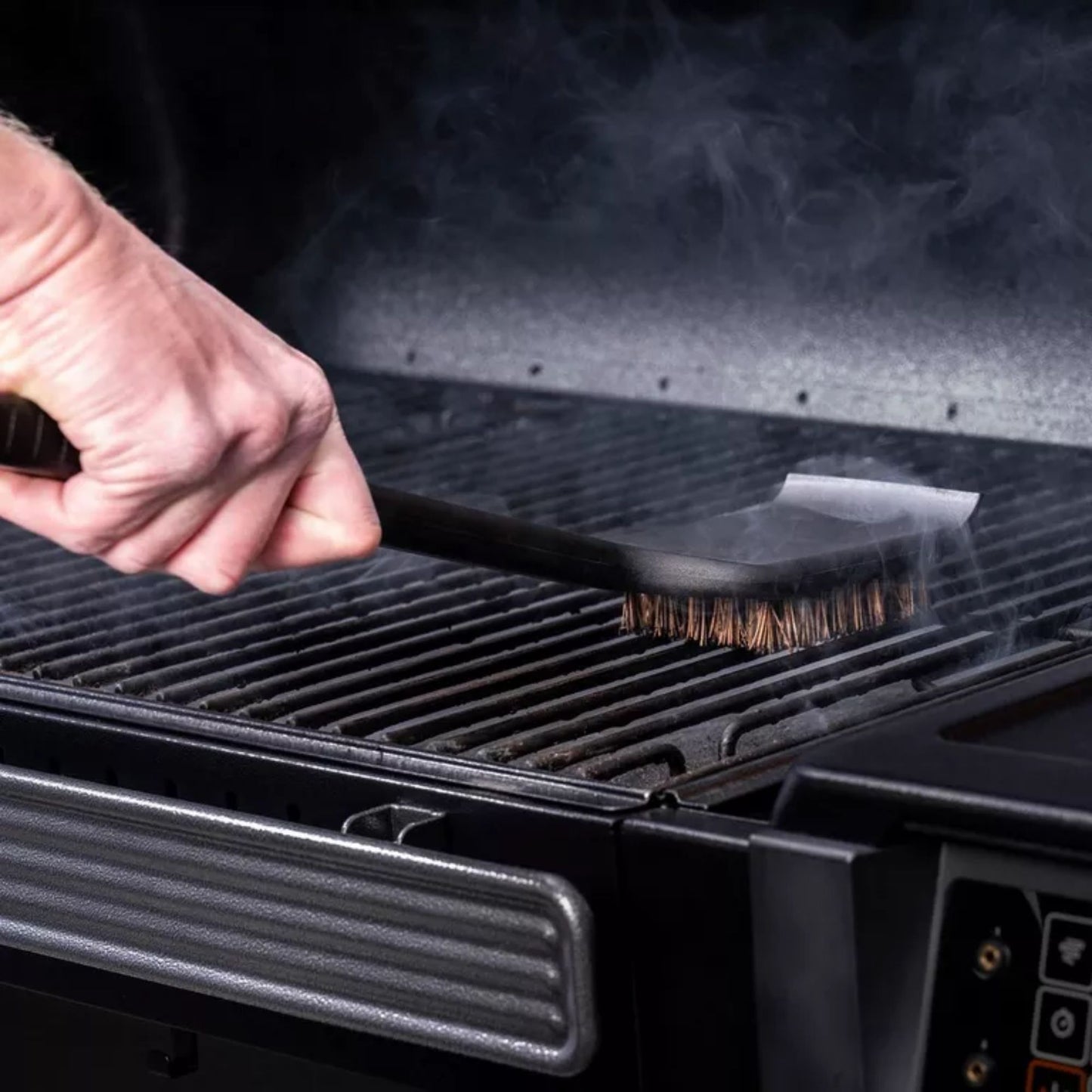 Traeger Hot N' Cold Grill Cleaning Brush