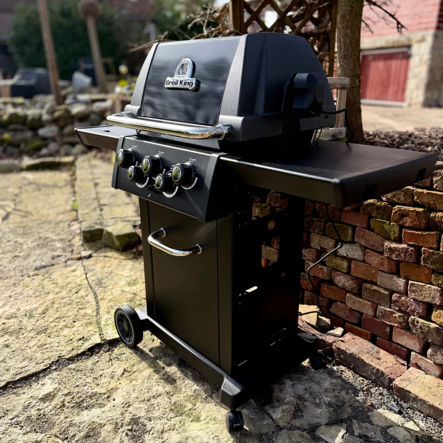 Broil King Royal 390 Shadow Gas BBQ
