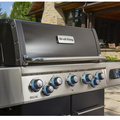 Broil King Regal™ Q 590 IR Gas BBQ